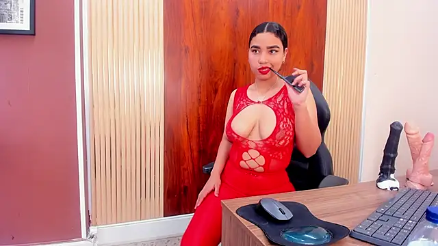 Snapshot of KhateAndersson chatting on October 2025 07:34:02 PM KhateAndersson online show from October 2025 07:34:02 PM