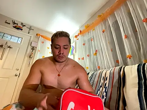 Snapshot of GirThyDock chatting on November 2025 03:08:02 AM GirThyDock online show from November 2025 03:08:02 AM