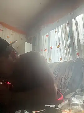 Snapshot of GirThyDock chatting on November 2025 06:53:02 PM GirThyDock online show from November 2025 06:53:02 PM