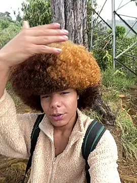 Alexis Spicter online show from December 2025 05:07:02 PM