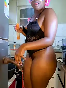 malaika1999 online show from March 2026 04:49:02 AM