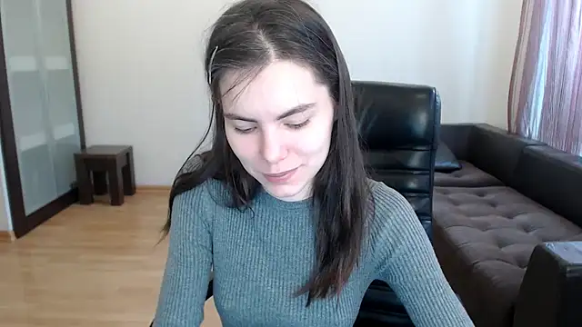 Snapshot of AmelieReve chatting on October 2025 10:43:02 AM AmelieReve online show from October 2025 10:43:02 AM