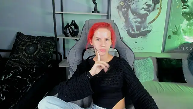 Snapshot of NitaNihil chatting on October 2025 07:11:01 PM NitaNihil online show from October 2025 07:11:01 PM