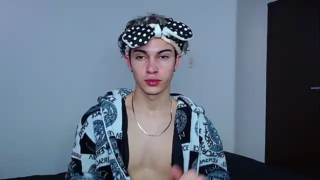 john vichenso online show from December 2025 09:54:02 PM