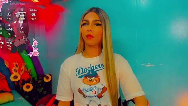 Snapshot of Britany_montiel chatting on November 2025 07:14:01 PM Britany montiel online show from November 2025 07:14:01 PM