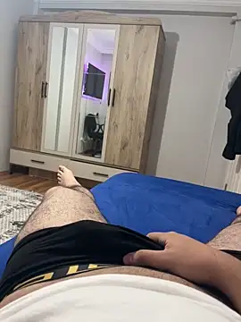 Erenn9972 online show from September 2025 06:30:02 PM