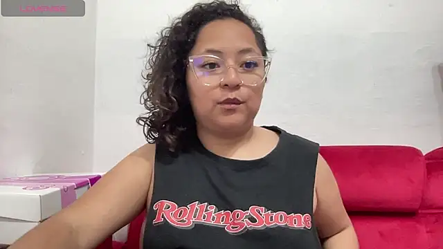 Snapshot of Sophiaburton chatting on September 2025 11:44:01 AM Sophiaburton online show from September 2025 11:44:01 AM