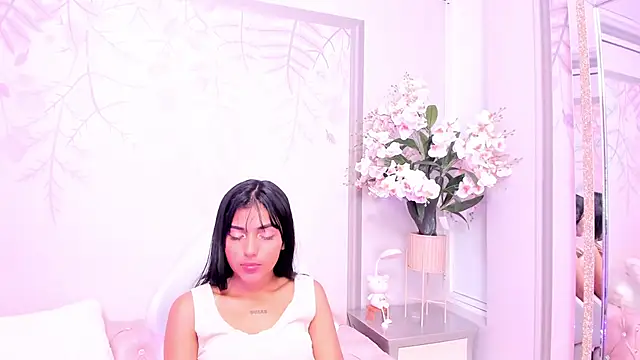 Jessgarcia  online show from September 2025 10:20:02 AM