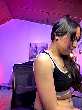 Eymmy 24 online show from October 2025 03:27:01 AM