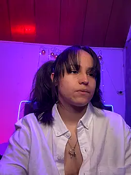 Eymmy 24 online show from November 2025 03:39:01 AM