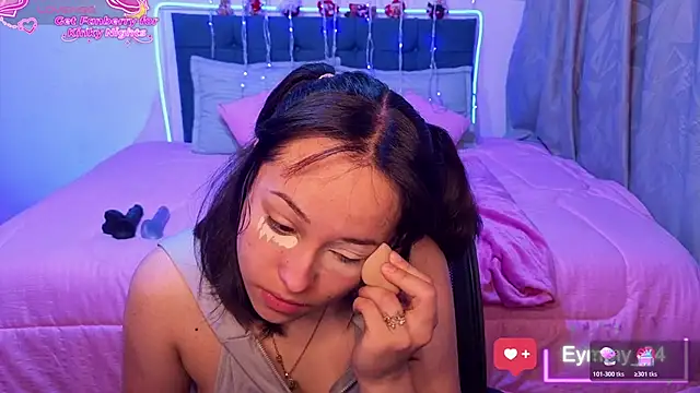 Eymmy 24 online show from December 2025 01:02:02 AM