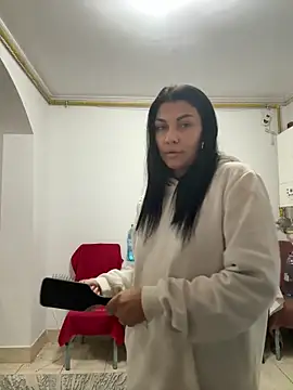 Snapshot of MiaKiittyy chatting on September 2025 09:47:02 PM MiaKiittyy online show from September 2025 09:47:02 PM