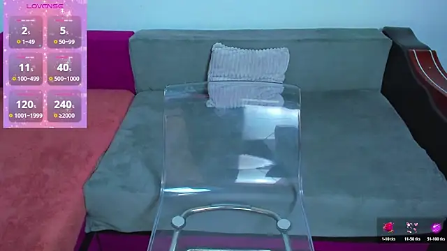 Snapshot of MiaKiittyy chatting on October 2025 05:57:01 PM MiaKiittyy online show from October 2025 05:57:01 PM