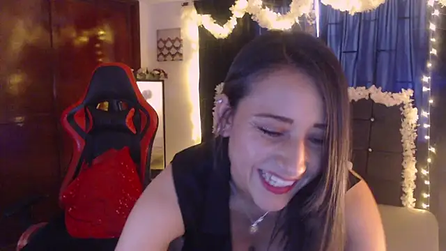 Snapshot of Sofia-mel chatting on October 2025 09:25:02 PM Sofia-mel online show from October 2025 09:25:02 PM