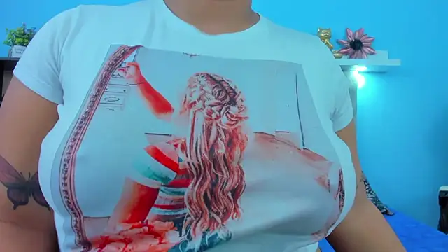 neferet opal online show from December 2025 12:18:01 AM