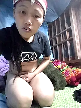 Snapshot of PhamPm70 chatting on November 2025 11:21:02 AM PhamPm70 online show from November 2025 11:21:02 AM