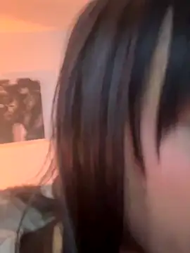 Aleja ruizz online show from September 2025 03:52:02 AM