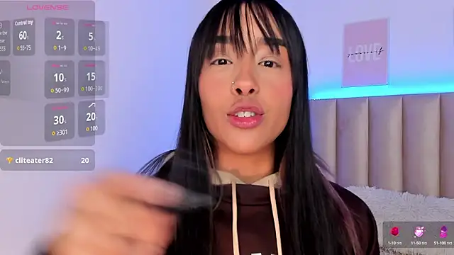 Aleja ruizz online show from September 2025 05:00:02 AM