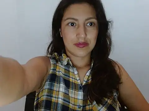 SarahFriendly online show from May 2026 02:41:02 AM