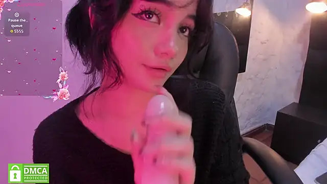 Snapshot of Darky_Doll chatting on April 2026 01:30:01 AM Darky Doll online show from April 2026 01:30:01 AM