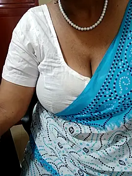 Snapshot of tami_lavanya chatting on September 2025 04:36:02 AM tami lavanya online show from September 2025 04:36:02 AM