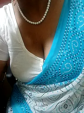 Snapshot of tami_lavanya chatting on September 2025 04:42:01 PM tami lavanya online show from September 2025 04:42:01 PM