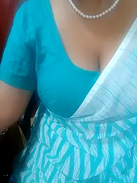 Snapshot of tami_lavanya chatting on September 2025 09:03:01 AM tami lavanya online show from September 2025 09:03:01 AM