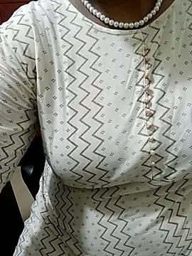 Snapshot of tami_lavanya chatting on October 2025 06:51:01 PM tami lavanya online show from October 2025 06:51:01 PM