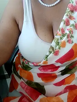 Snapshot of tami_lavanya chatting on October 2025 05:07:02 AM tami lavanya online show from October 2025 05:07:02 AM