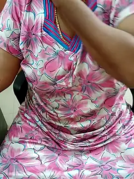 Snapshot of tami_lavanya chatting on October 2025 06:41:02 PM tami lavanya online show from October 2025 06:41:02 PM