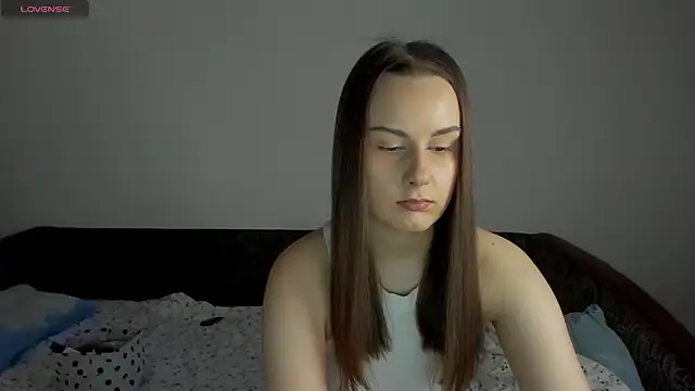 Kelly Cartier online show from May 2026 04:15:02 PM