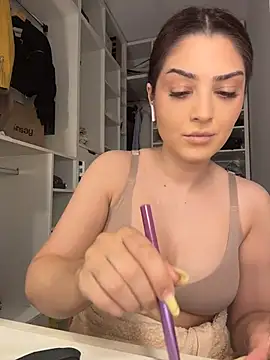 Lexi Storm online show from June 2026 05:06:02 AM