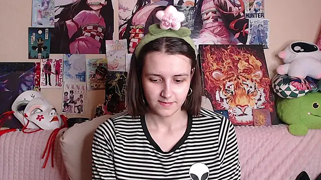 Snapshot of AliceChio chatting on November 2025 05:00:01 PM AliceChio online show from November 2025 05:00:01 PM