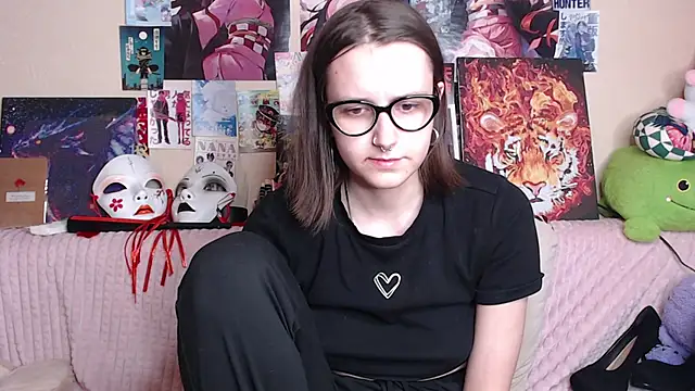 Snapshot of AliceChio chatting on December 2025 12:59:02 AM AliceChio online show from December 2025 12:59:02 AM