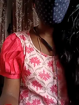 Snapshot of kavya-telugu84 chatting on April 2026 01:44:01 AM kavya-telugu84 online show from April 2026 01:44:01 AM