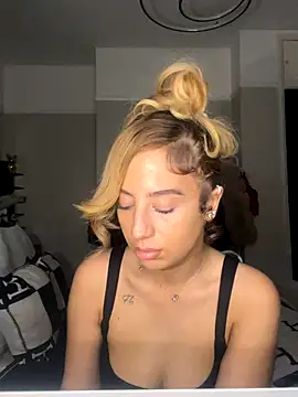 Aurorajadex online show from October 2025 04:29:02 PM