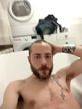 Snapshot of Baldassarre1990 chatting on November 2025 10:32:02 PM Baldassarre1990 online show from November 2025 10:32:02 PM