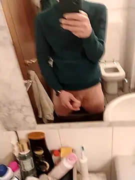 Baldassarre1990 online show from January 2026 11:42:01 PM