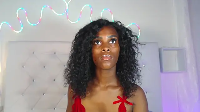 tatixxxvega online show from September 2025 02:10:01 PM