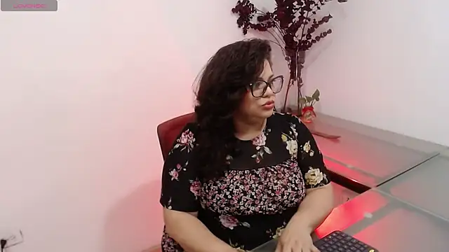 Snapshot of merly_chica chatting on October 2025 01:12:01 PM merly chica online show from October 2025 01:12:01 PM