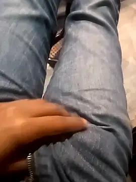 Snapshot of vergonvenco chatting on November 2025 08:34:02 AM vergonvenco online show from November 2025 08:34:02 AM