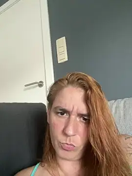 hottyFcup online show from June 2026 06:43:01 PM