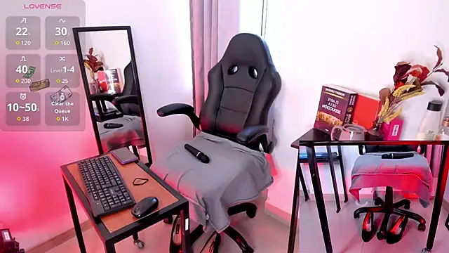 Snapshot of freya_26 chatting on February 2026 01:44:02 PM freya 26 online show from February 2026 01:44:02 PM