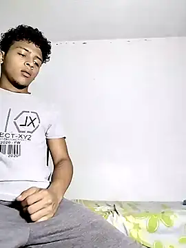 Snapshot of Manuel_Mateus1 chatting on October 2025 12:41:02 AM Manuel Mateus1 online show from October 2025 12:41:02 AM