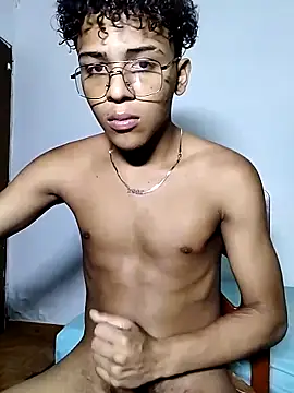 Snapshot of Manuel_Mateus1 chatting on October 2025 07:57:02 PM Manuel Mateus1 online show from October 2025 07:57:02 PM