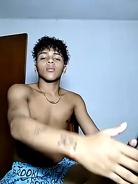 Snapshot of Manuel_Mateus1 chatting on October 2025 01:13:02 AM Manuel Mateus1 online show from October 2025 01:13:02 AM