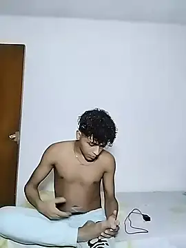 Snapshot of Manuel_Mateus1 chatting on October 2025 02:15:01 AM Manuel Mateus1 online show from October 2025 02:15:01 AM