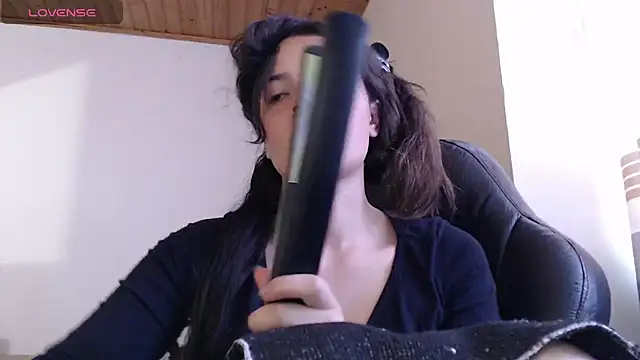 Snapshot of Skylar_Serenity chatting on December 2025 06:35:02 PM Skylar Serenity online show from December 2025 06:35:02 PM