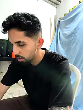 giannis090 online show from September 2025 09:42:02 PM