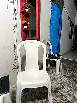 giannis090 online show from October 2025 05:27:01 AM